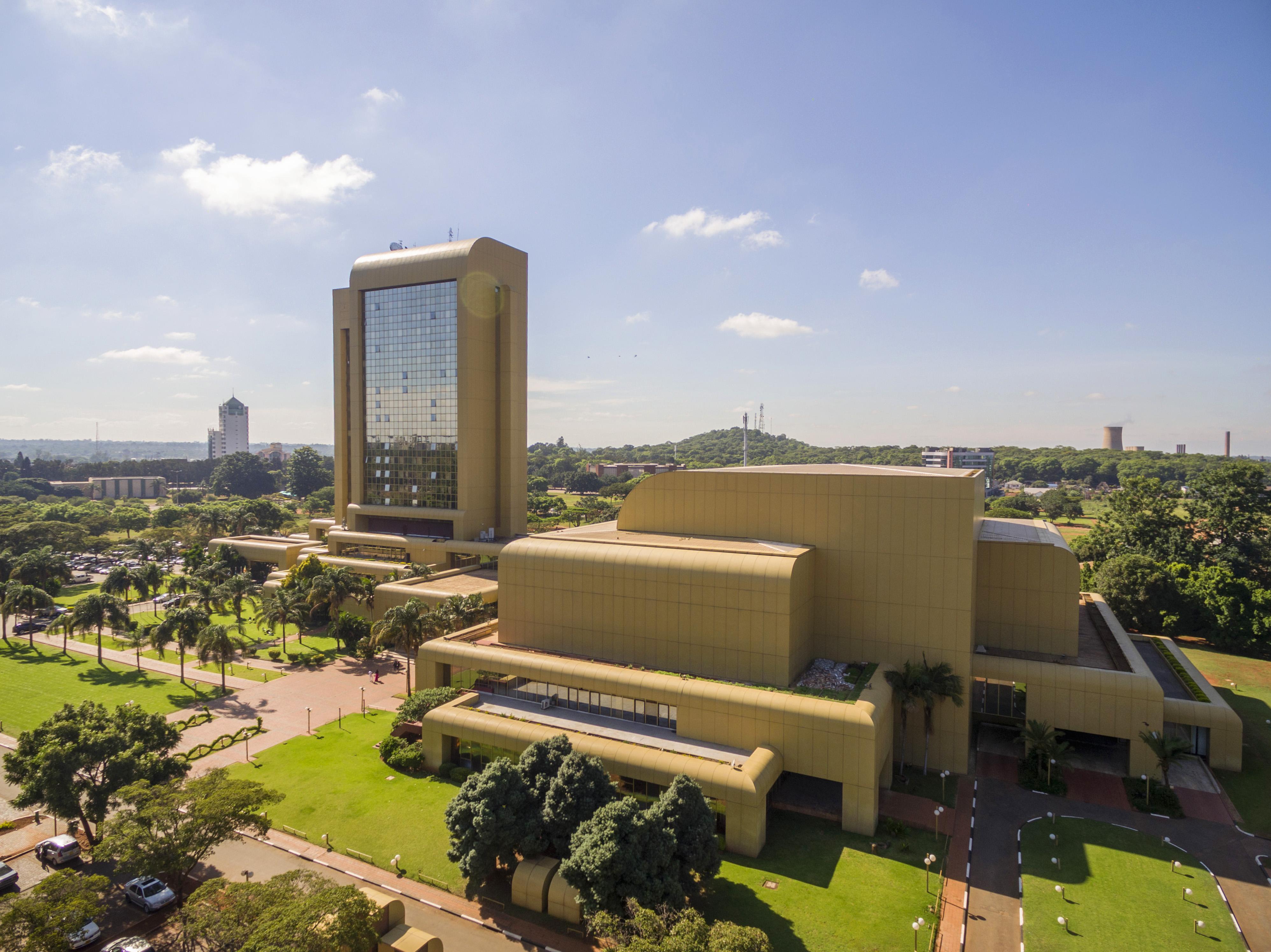 Rainbow Towers Hotel & Conference Centre ฮาราเร ภายนอก รูปภาพ